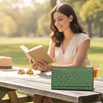 Green - Product card gallery slide 2 (10178221703481)