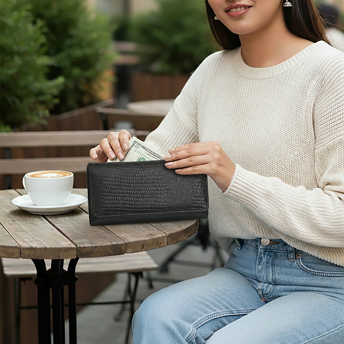 Tamsy Black Lizard Print Genuine Leather with RFID Wallet image number 4