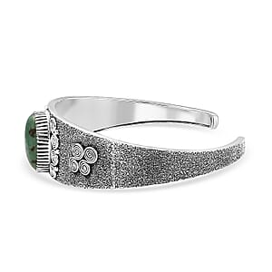 D'Joy Artisan Crafted Tahoe Naveda Turquoise 9.75 ctw Cuff Bracelet in Sterling Silver (7.25 In) 