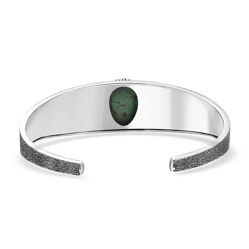 D'Joy Artisan Crafted Tahoe Naveda Turquoise 9.75 ctw Cuff Bracelet in Sterling Silver (7.25 In)