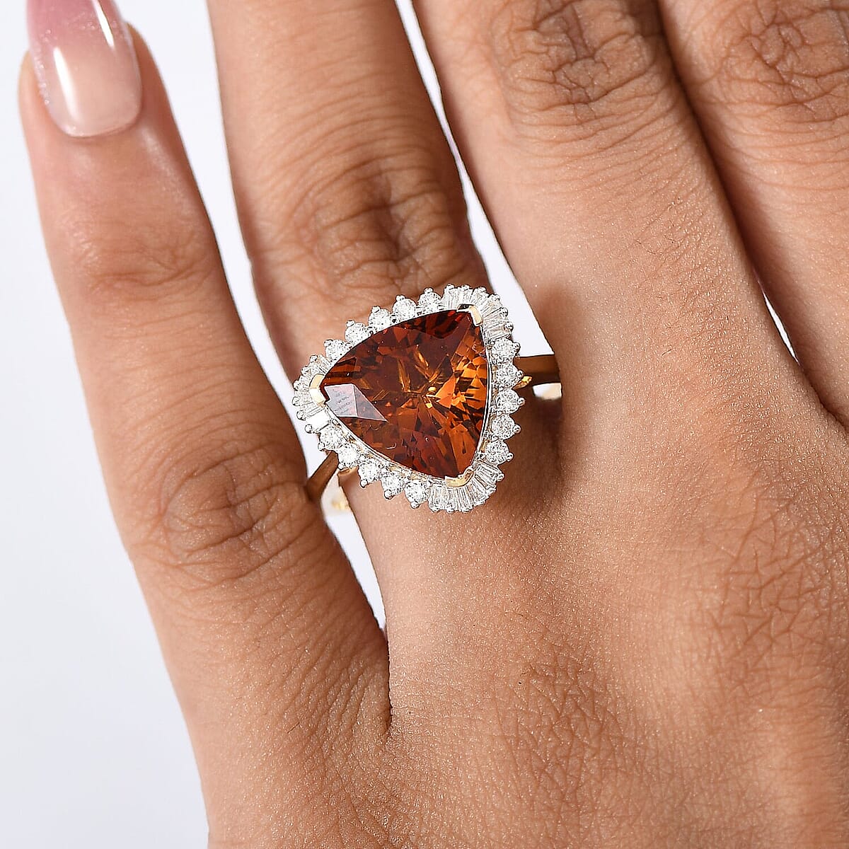 Certified AAA Santa Ana Madeira Citrine, Lab Grown Diamond Ring in 10K Yellow Gold 5.95 ctw (Size 12.0) image number 2