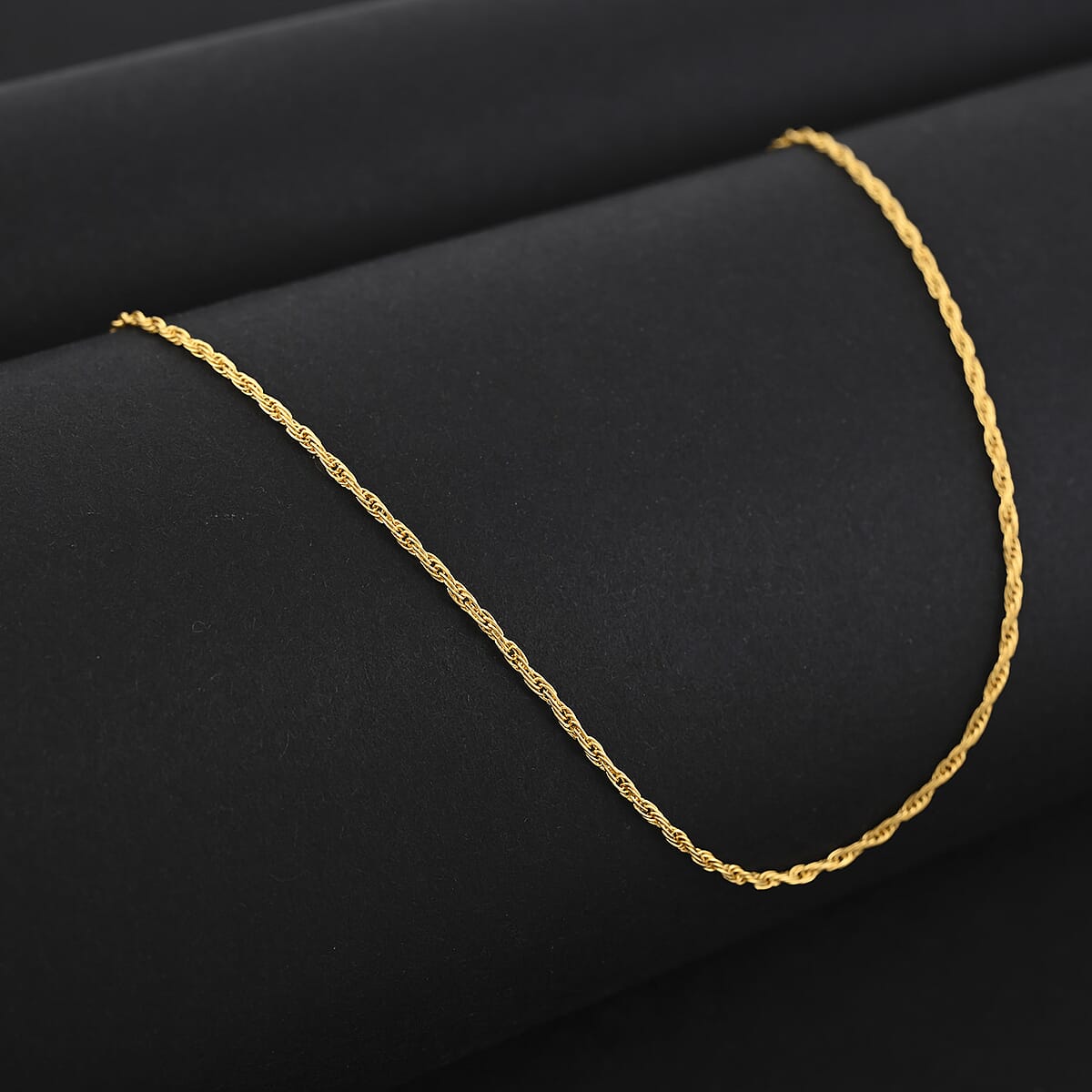 Rope Chain Necklace in 24K Yellow Gold 2.90 Grams 20 Inches image number 1