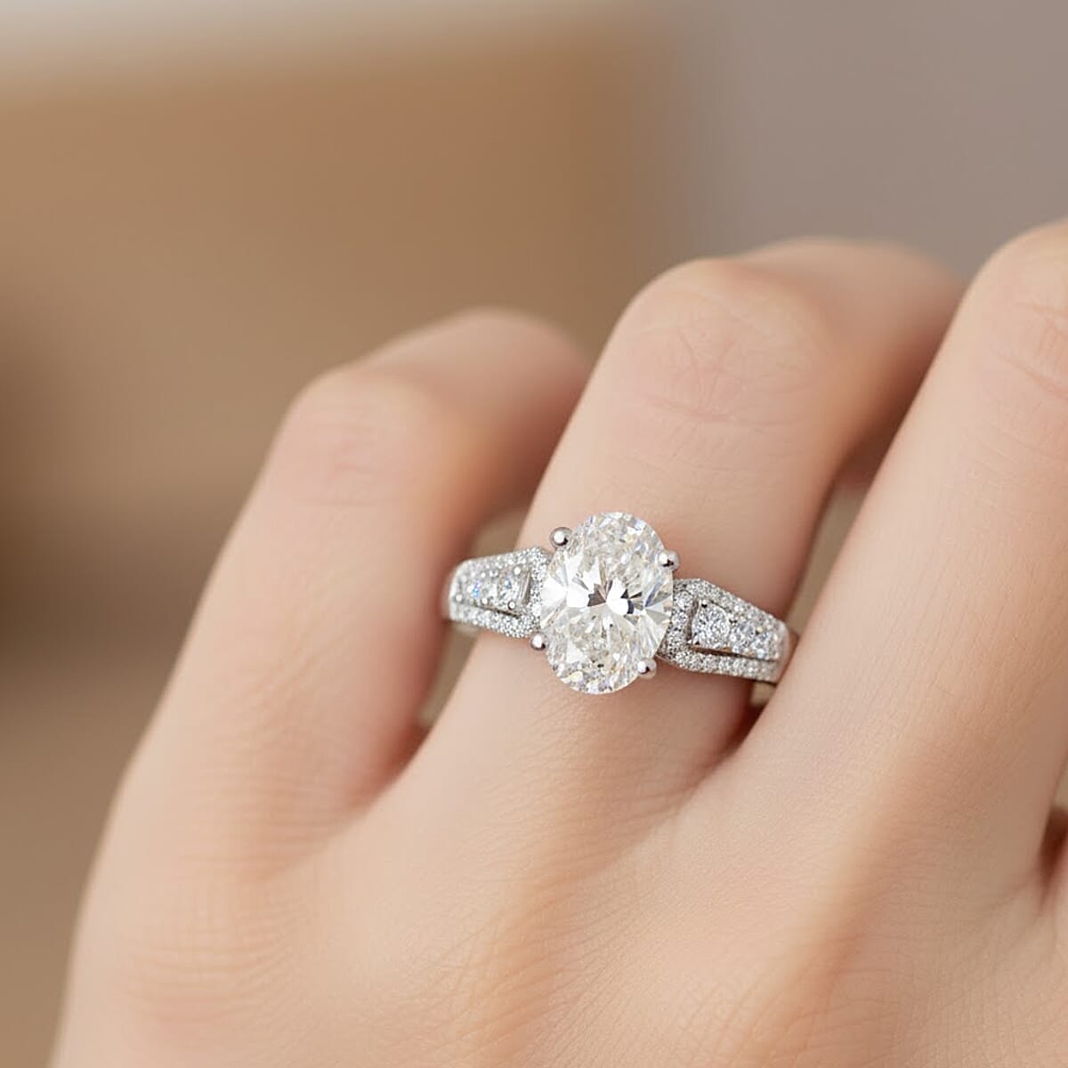 Luxuriant Lab Grown Diamond G-H SI 2.00 ctw Quiet Brilliance of Celestial Light Ring in Rhodium Over Sterling Silver (Size 7.0) image number 2