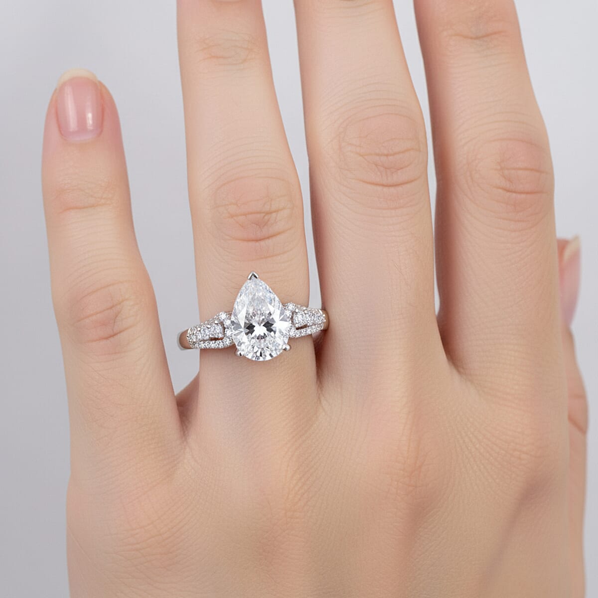 Luxuriant Lab Grown Diamond G-H SI 2.00 ctw Quiet Brilliance of Celestial Light Ring in Rhodium Over Sterling Silver (Size 9.0) image number 2