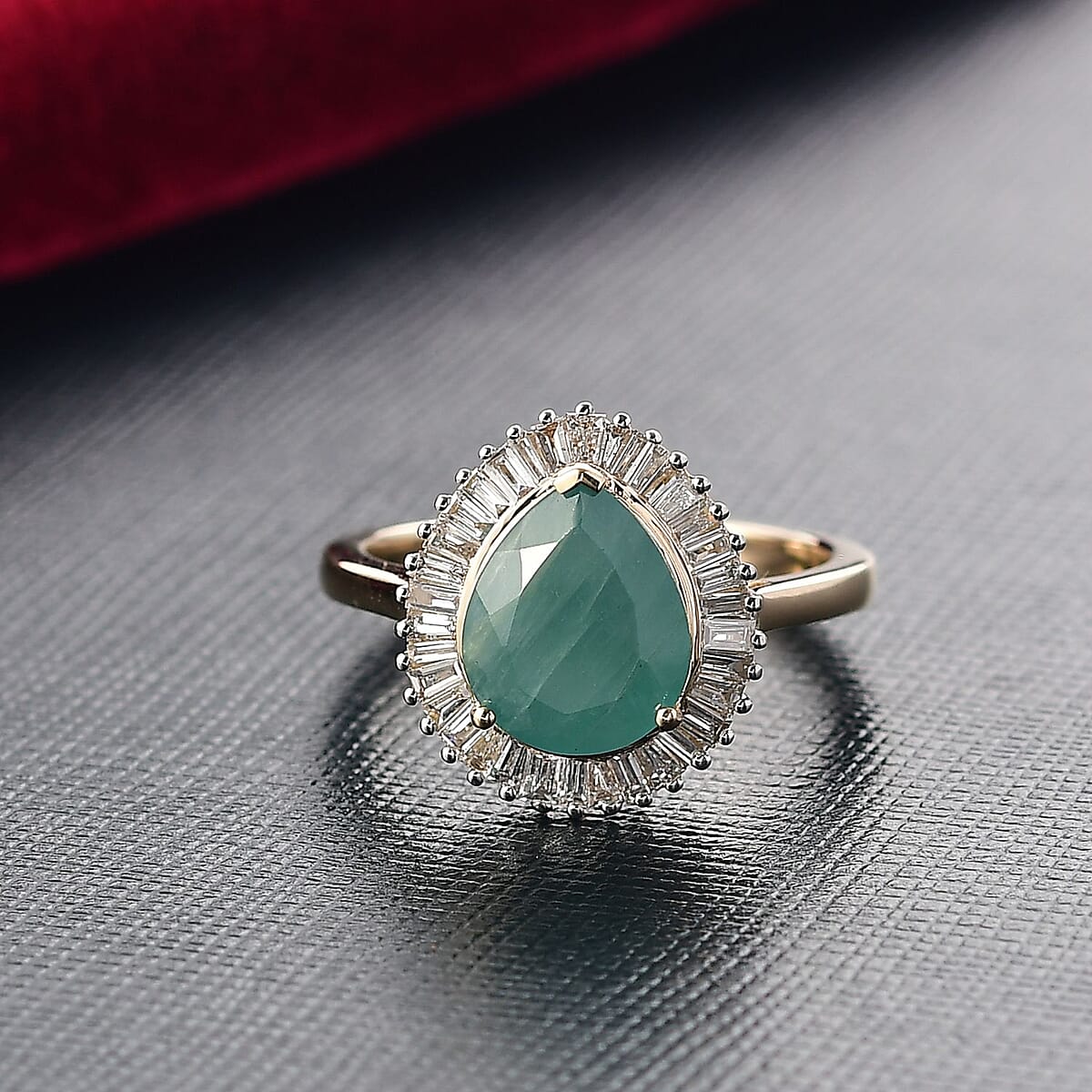 Premium Grandidierite and Luxuriant Lab Grown Diamond E-F VS 3.75 ctw Royal Halo Ring in 10K Yellow Gold (Size 7.0) image number 1