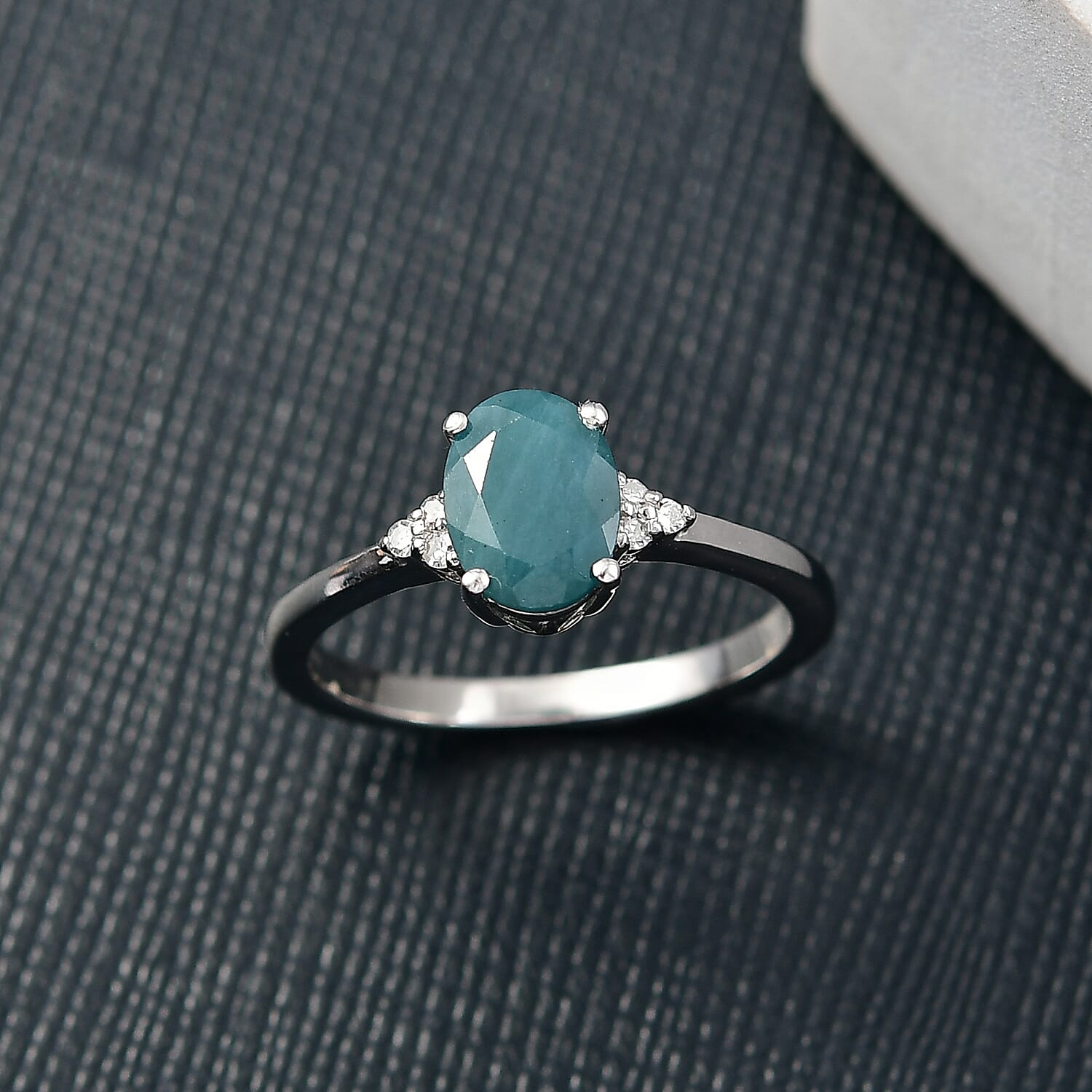 Premium Grandidierite and Luxuriant Lab Grown Diamond G-H SI 1.30 ctw Art Deco Ring in Rhodium Over Sterling Silver (Size 10.0)