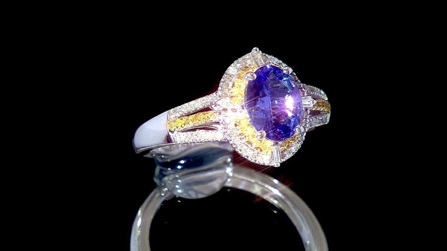D'Joy Tanzanite, Natural Yellow and White Diamond (0.34 cts) Art Deco Ring in Rhodium Over Sterling Silver (Size 10.0) 1.50 ctw
