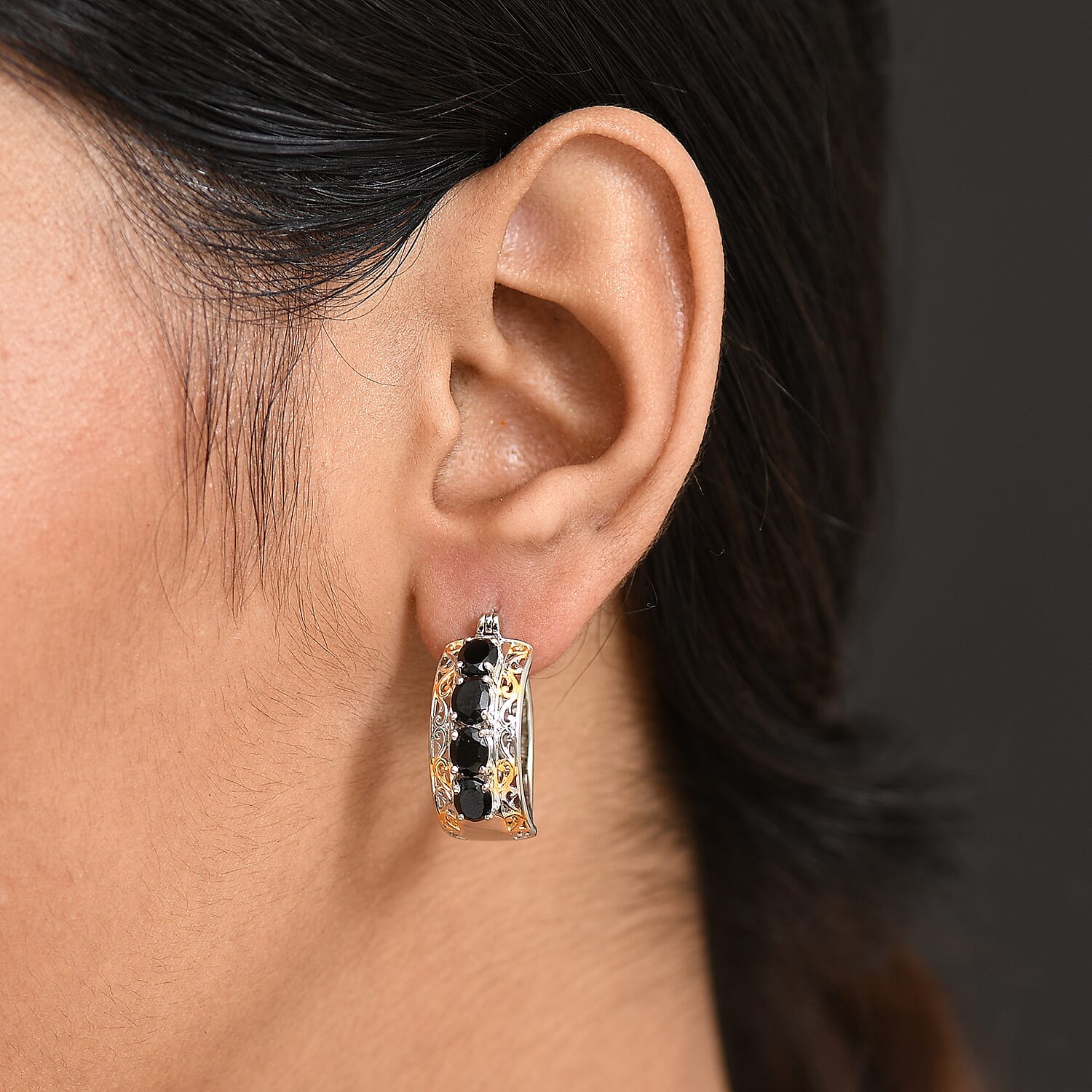 Black Spinel - Product card gallery slide 3 (9433007554815)