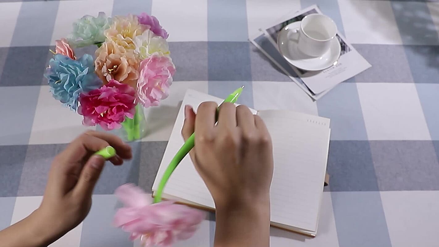 Livmore Set of 10 Flower Pen with Black Ink