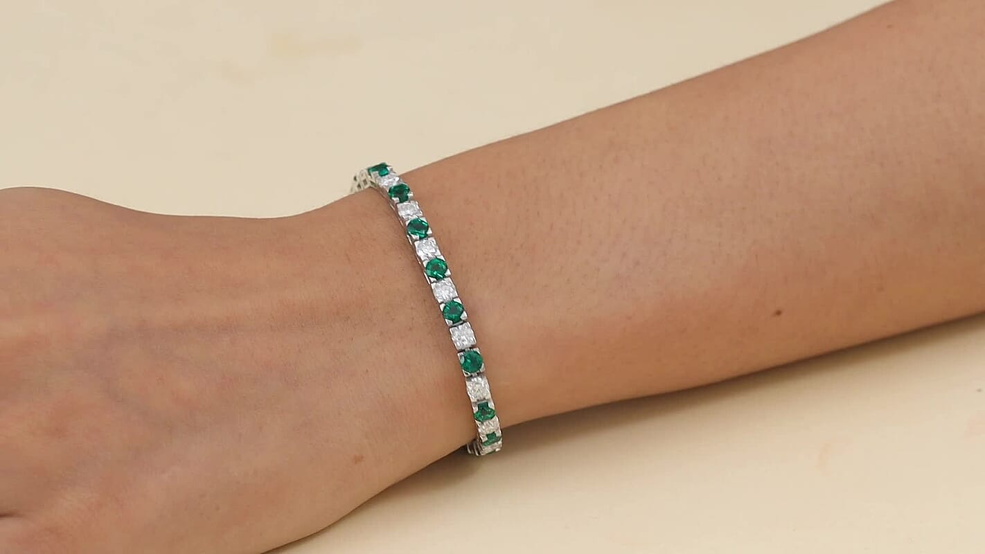 D'Joy Lab Grown Emerald and Moissanite 10.10 ctw Bracelet in Rhodium Over Sterling Silver (7.50 In)
