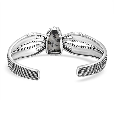 D'Joy Artisan Crafted White Buffalo 14.20 ctw Cuff Bracelet in Sterling Silver (7.25 In)