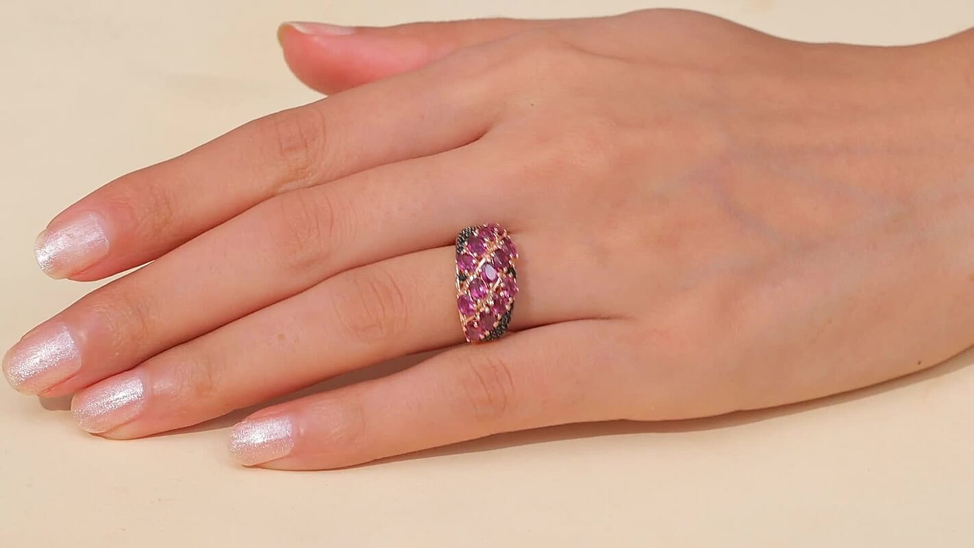 EverTrue Orissa Rhodolite Garnet and Thai Black Spinel 3.30 ctw Ring in 18K RG Plated (Size 10.0)