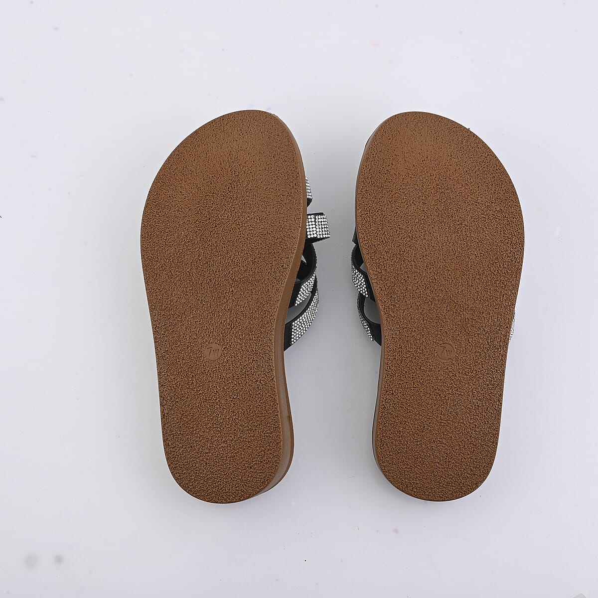 CHEROKEE Black Rhinestone Cross Strap Sandal - Size 7 image number 4