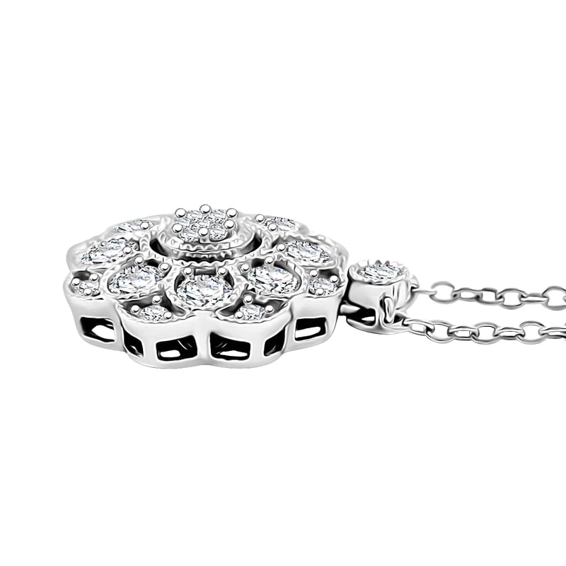 Clarte Petunia Collection Moissanite 0.85 ctw Necklace in Sterling Silver 18 Inches
