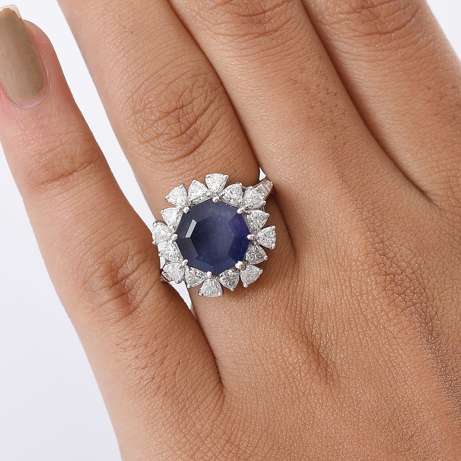 D'Joy Masoala Sapphire (DF) and Moissanite 8.15 ctw Dahlia Flower Ring in Rhodium Over Sterling Silver (Size 10.0)