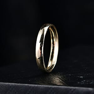 Band Ring in 10K Yellow Gold 1.80 Grams (Size 6.5)