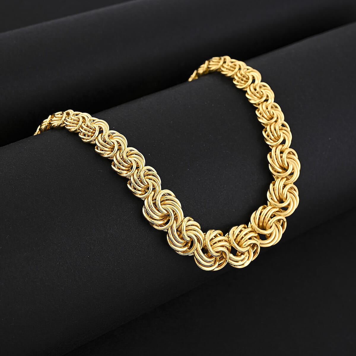 Italian Rosetta Scalare Chain Necklace in 10K Yellow Gold 13 Grams 18 Inches image number 1