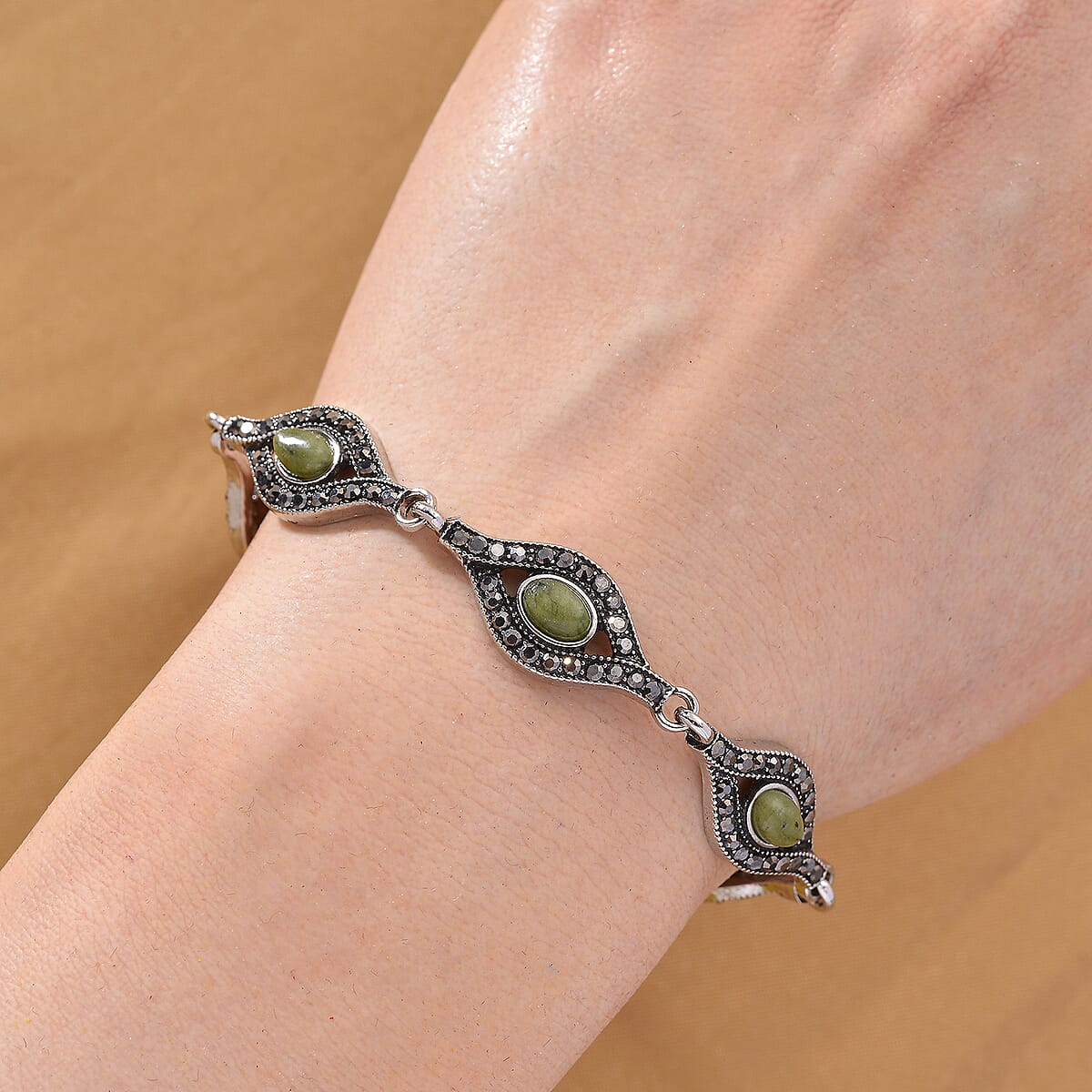 Connemara Marble and Austrian Crystal Beaded 22.00 ctw Irish Eye Bracelet in Silvertone (6.5-8.5In)  image number 1