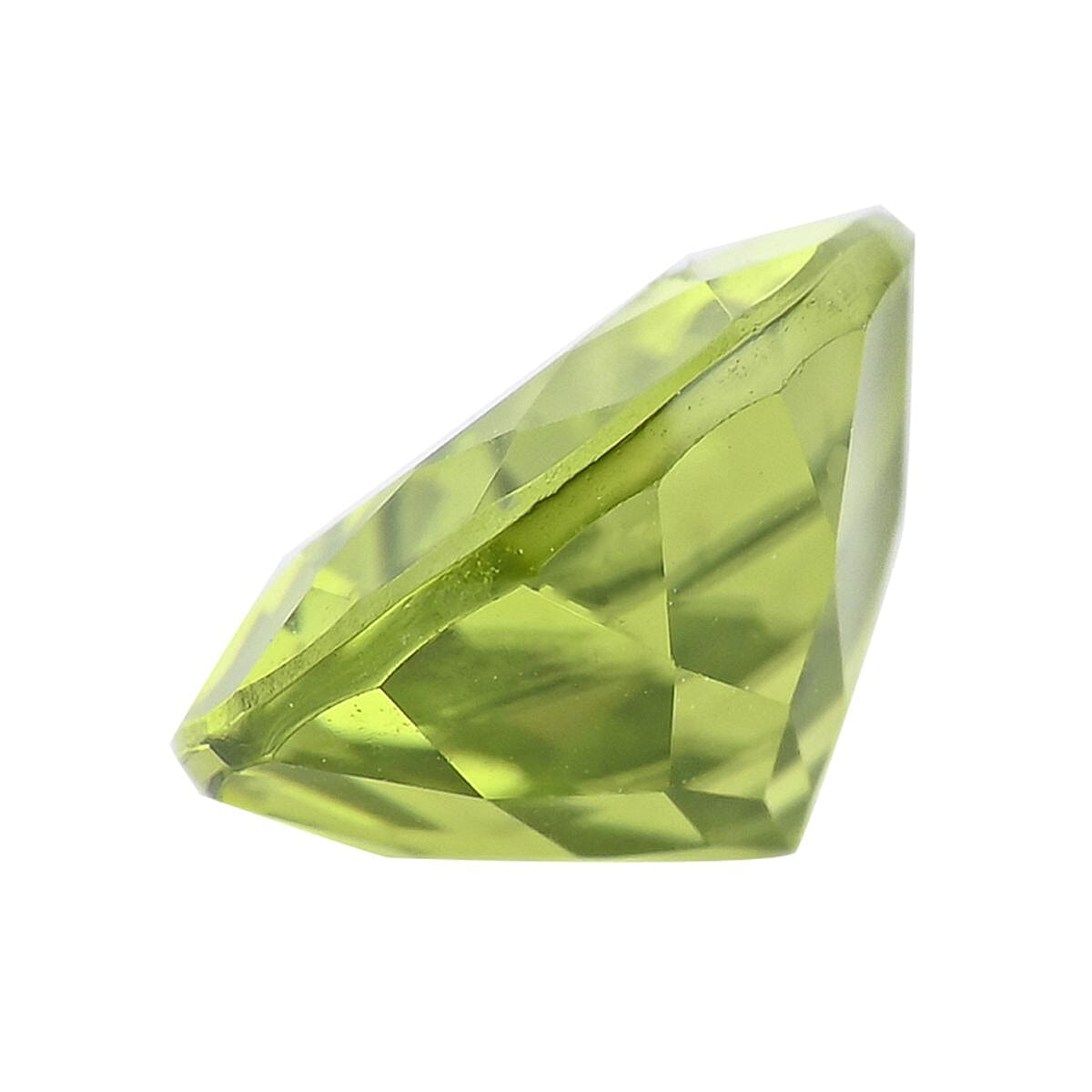 AAAA Peridot (Pear 12x8 mm) 2.50 ctw image number 1