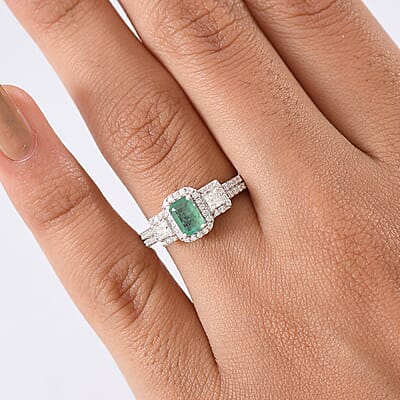 D'Joy Premium Kagem Zambian Emerald and Moissanite 1.10 ctw Ring in Rhodium Over Sterling Silver (Size 6.0)
