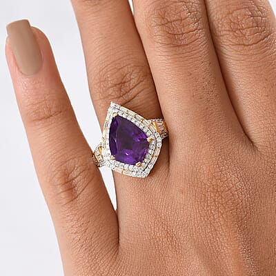 D'Joy AAA Lusaka Amethyst and Moissanite 6.10 ctw Shield Ring in 18K Vermeil Yellow Gold Over Sterling Silver (Size 10.0)