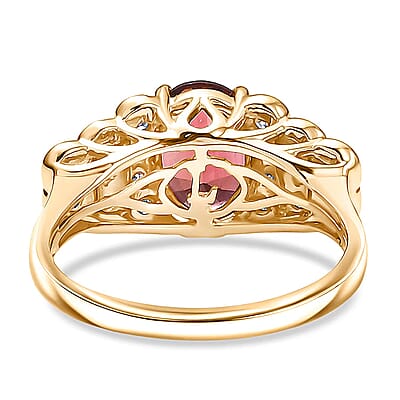 Certified & Appraised Luxoro 10K Yellow Gold AAA Madagascar Color Change Garnet, Diamond (I2) (0.23 cts) Ring (Size 5.0) 1.75 ctw