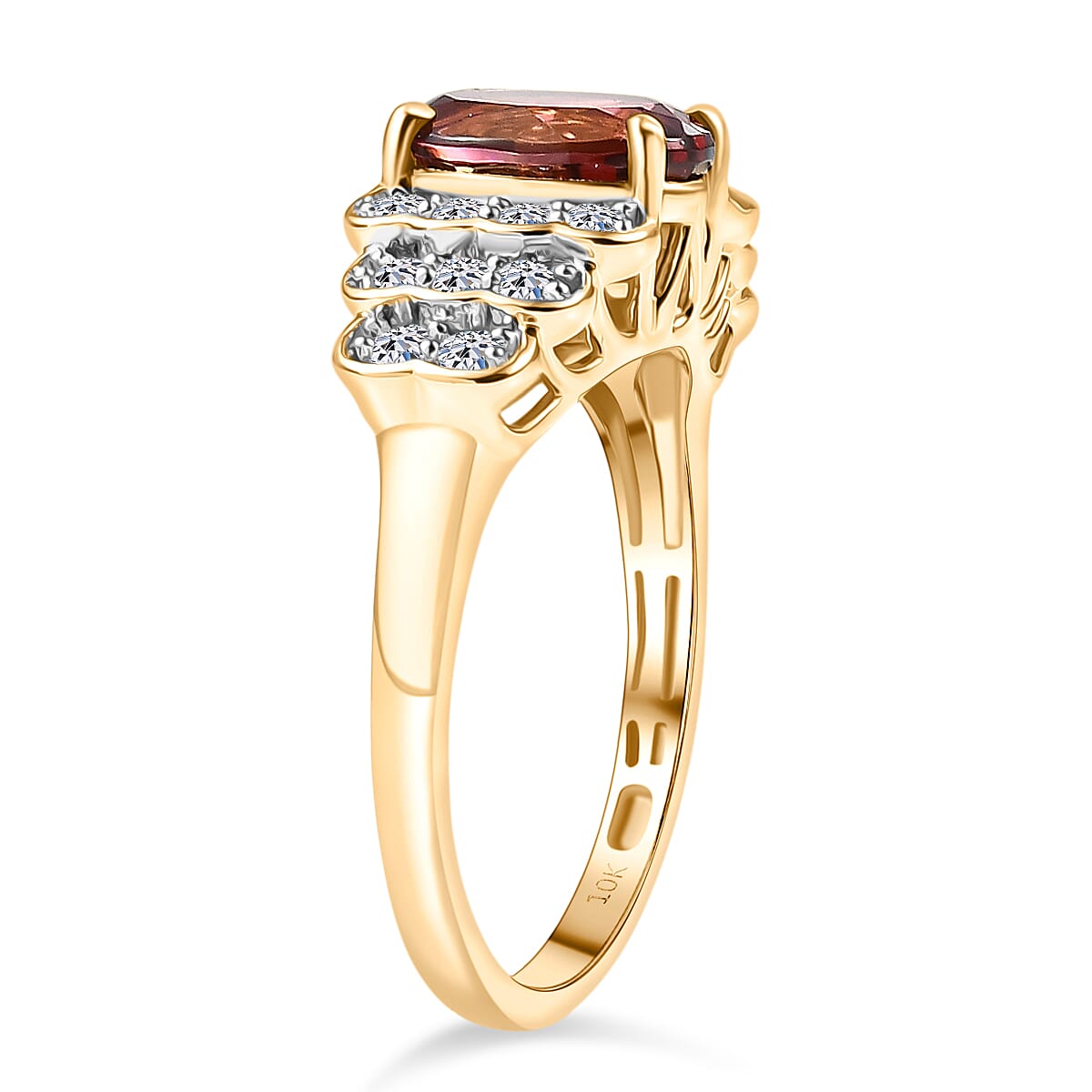 Certified & Appraised Luxoro AAA Madagascar Color Change Garnet and I2 Diamond 1.75 ctw Ring in 10K Yellow Gold (Size 6.0) image number 3