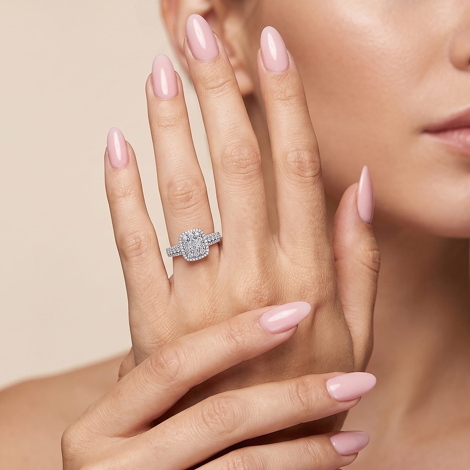 Luxuriant Lab Grown Diamond G-H SI 0.90 ctw Ring in Rhodium Over Sterling Silver (Size 6.0)