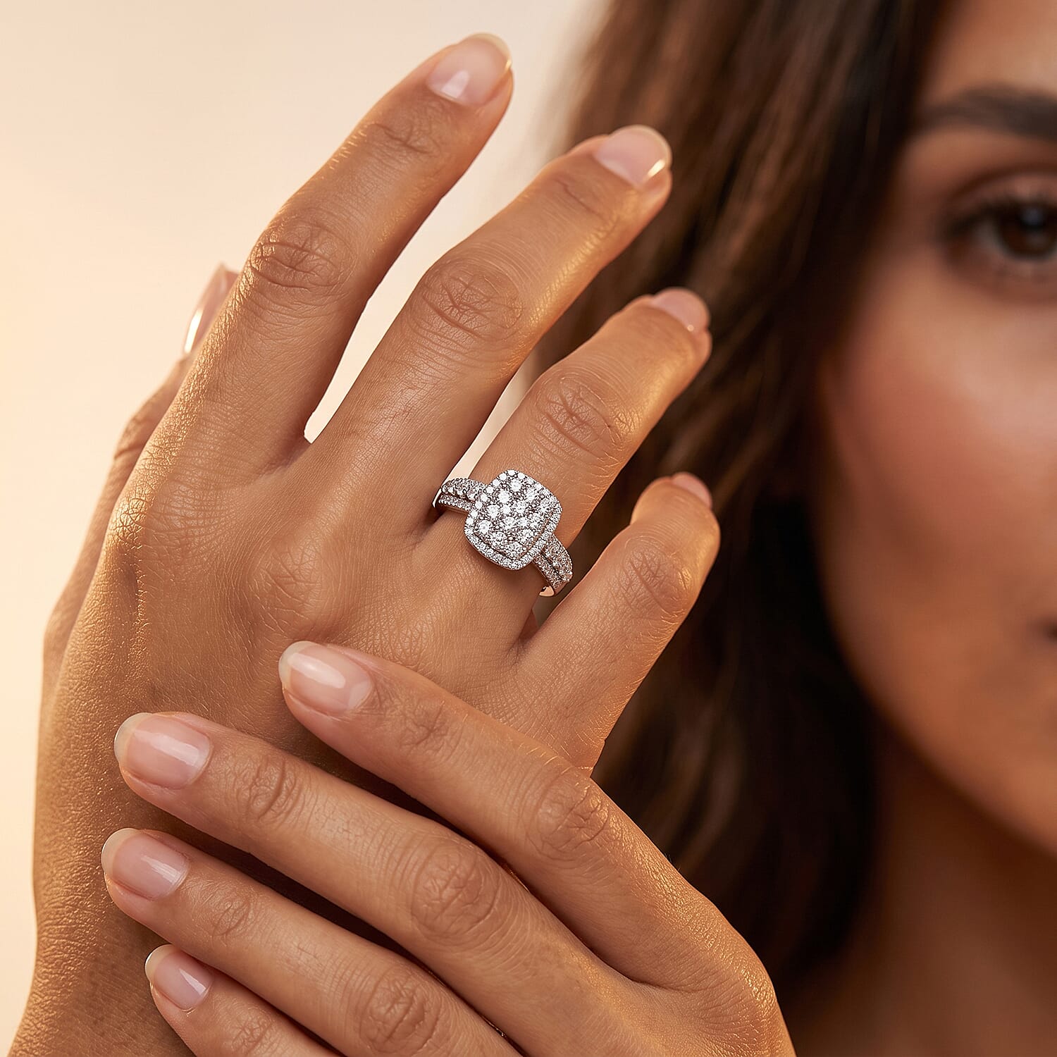 Luxuriant Lab Grown Diamond G-H SI 0.90 ctw Ring in Rhodium Over Sterling Silver (Size 6.0)