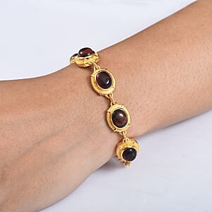 EverTrue Red Tiger Eye 15.10 ctw Bracelet in 18K Yellow Gold Plated (7.50 In)