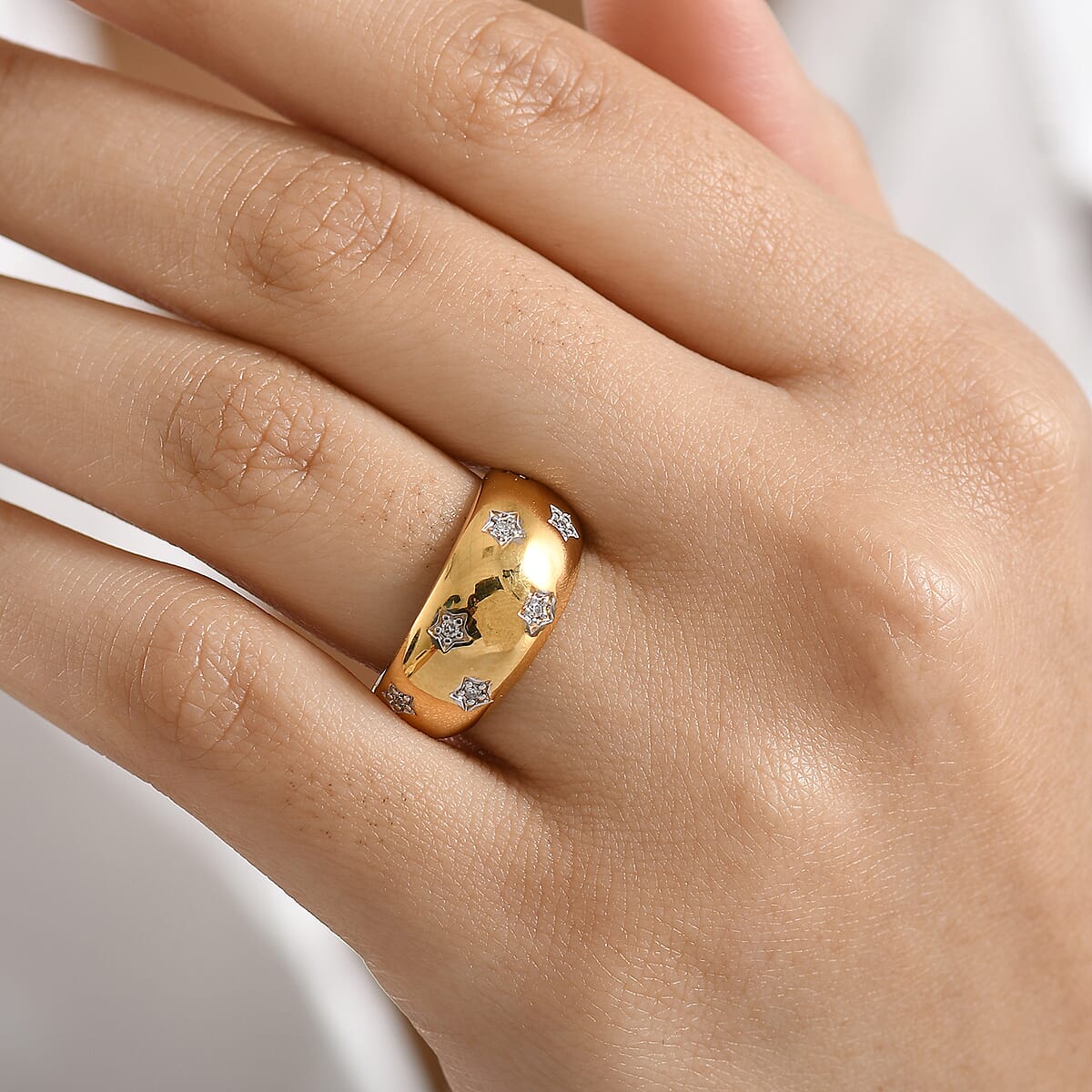 Luxuriant Lab Grown Diamond G-H SI 0.20 ctw Ring in 14K Vermeil Yellow Gold Over Sterling Silver (Size 7.0) image number 2