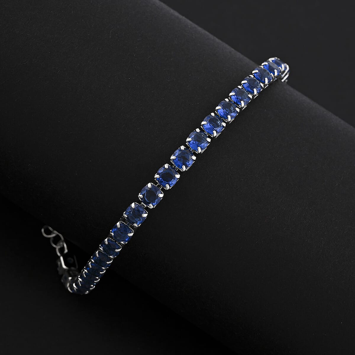 Simulated Ceylon Blue Sapphire Bracelet in Silvertone (7.50 In) 9.65 ctw image number 1