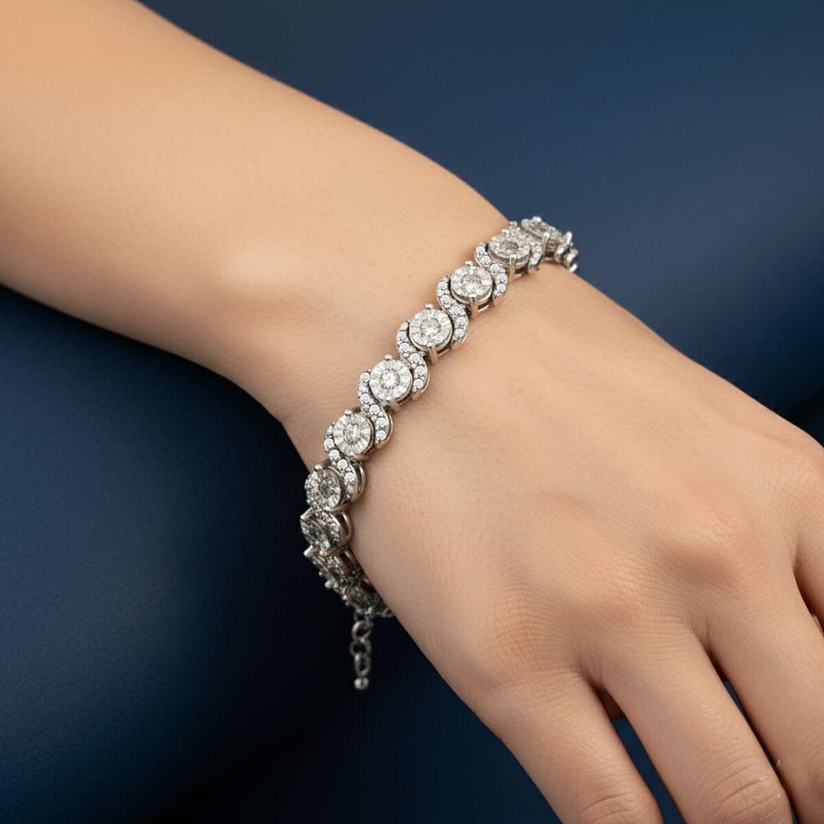 White Diamond 1.00 ctw Bracelet in Sterling Silver (7.25 In) image number 2