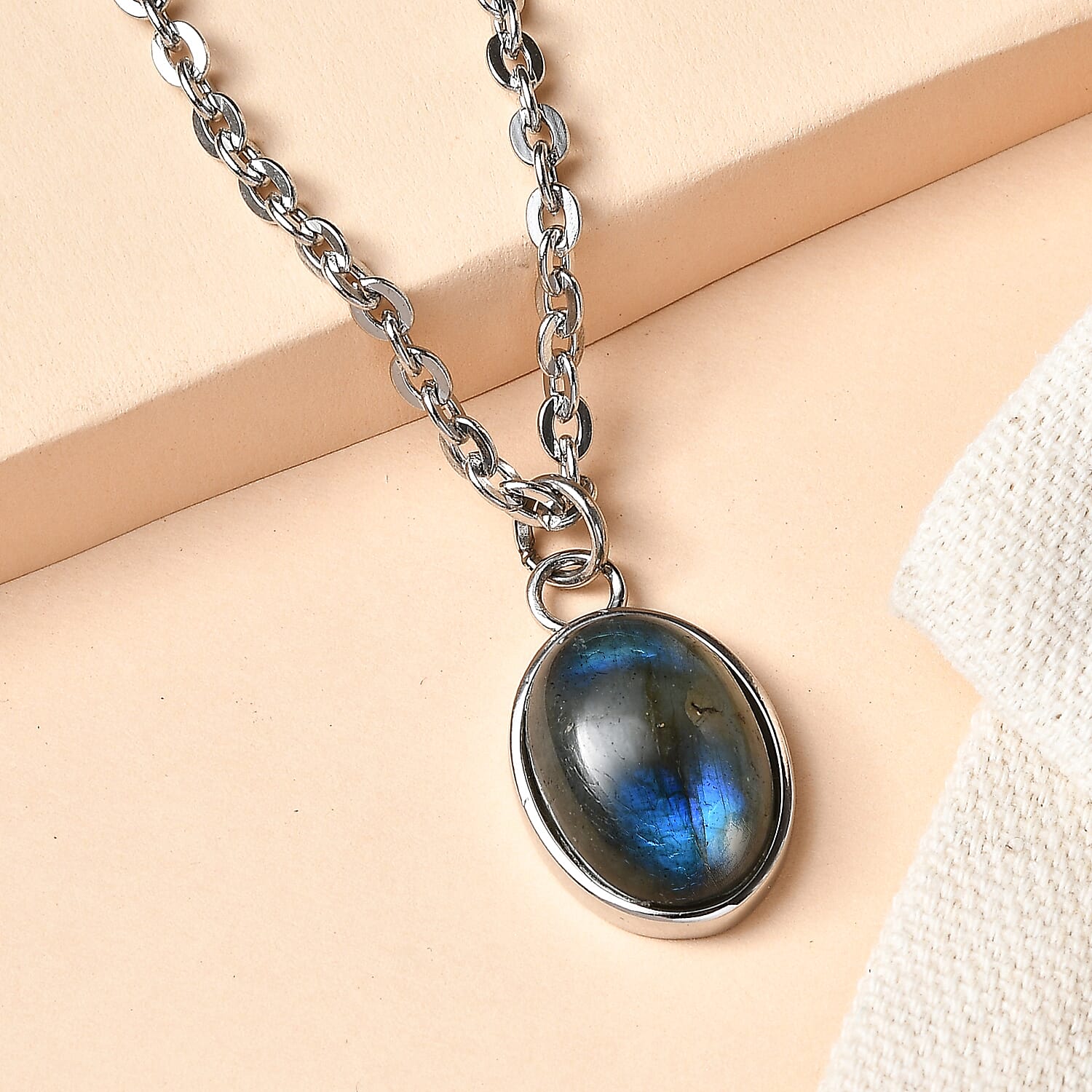 EverTrue Malagasy Labradorite 10.40 ctw Necklace in Stainless Steel 18 Inches
