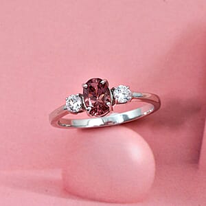 Premium Color Change Garnet and G-H SI Luxuriant Lab Grown Diamond 1.20 ctw Ring in Rhodium Over Sterling Silver (Size 7.0)