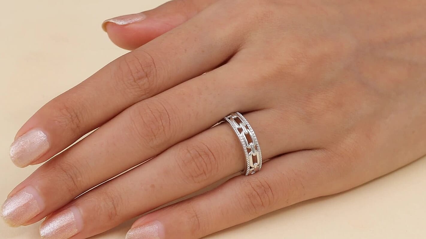 D'Joy Band Ring in Rhodium Over Sterling Silver (Size 10.0) 3.60 Grams