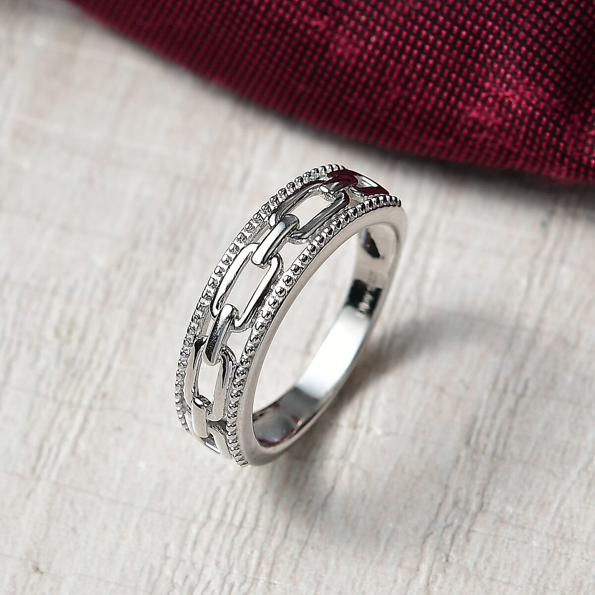 D'Joy Paper Clip Link Ring in Rhodium Over Sterling Silver (Size 8.0) image number 1