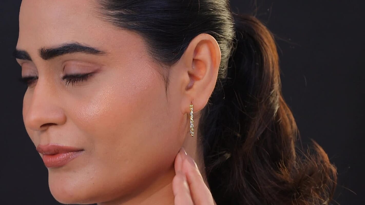 D'Joy Two-tone Twisted Hoop Earrings in 18K Vermeil YG and Rhodium Over Sterling Silver 5 Grams