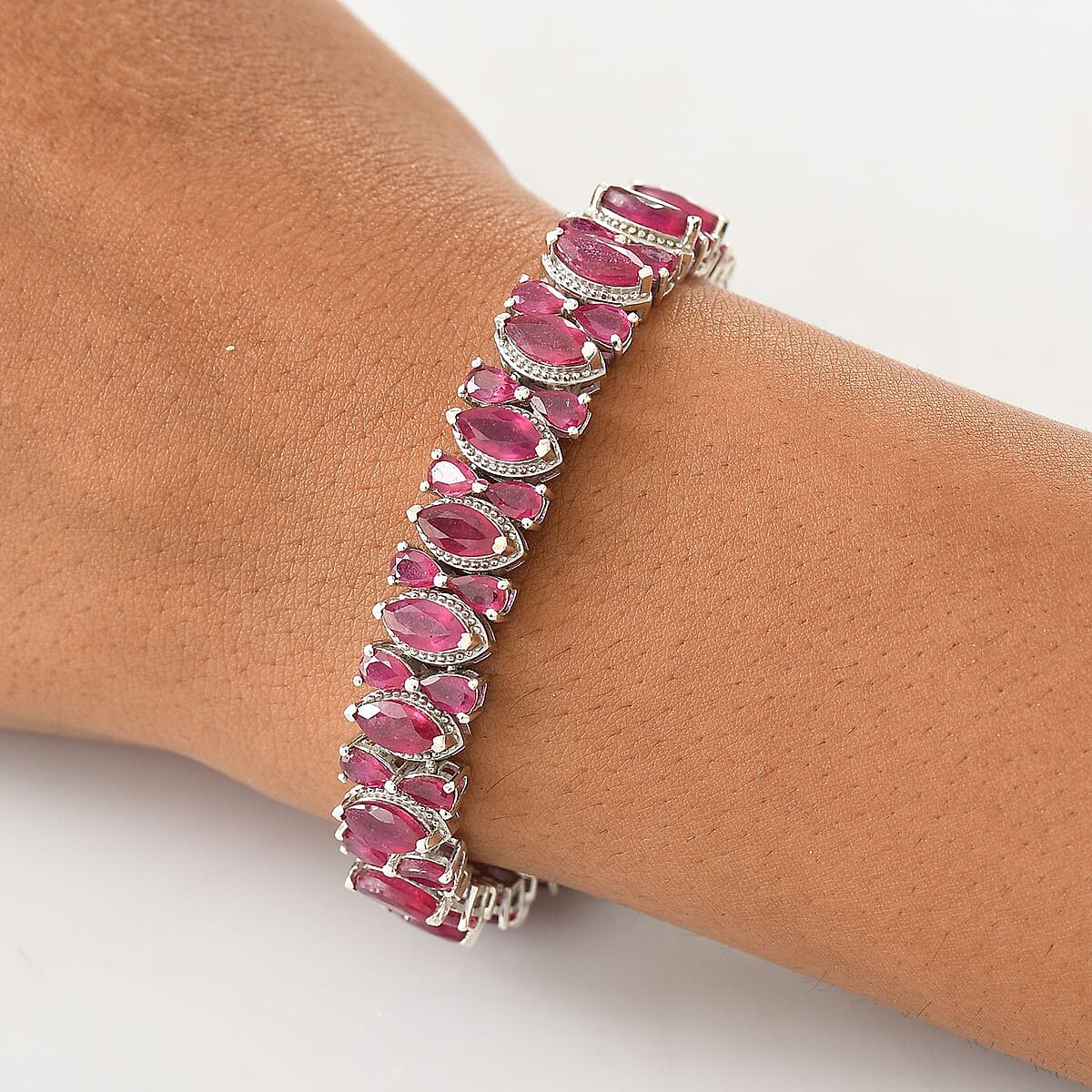 D'Joy Niassa Ruby (FF) 33.50 ctw Royal Lineage Bracelet in Rhodium Over Sterling Silver (7.25 In) image number 2