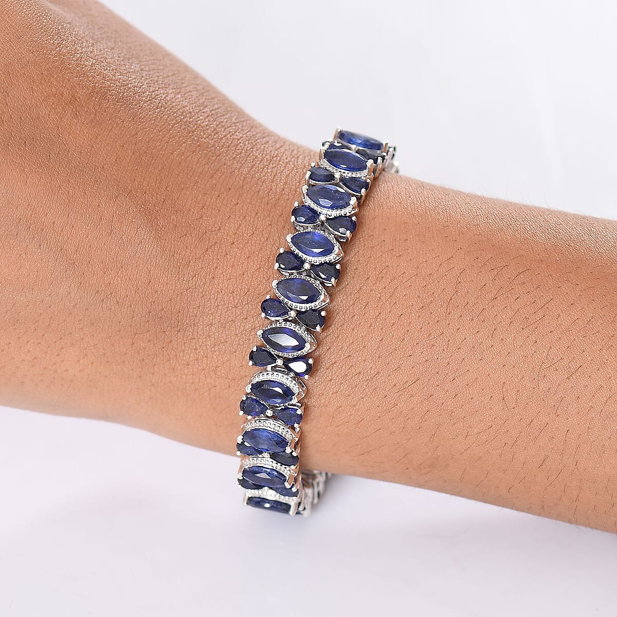 D'Joy Masoala Sapphire (D) 33.50 ctw Floral Vines Bracelet in Rhodium Over Sterling Silver (6.50 In) image number 2