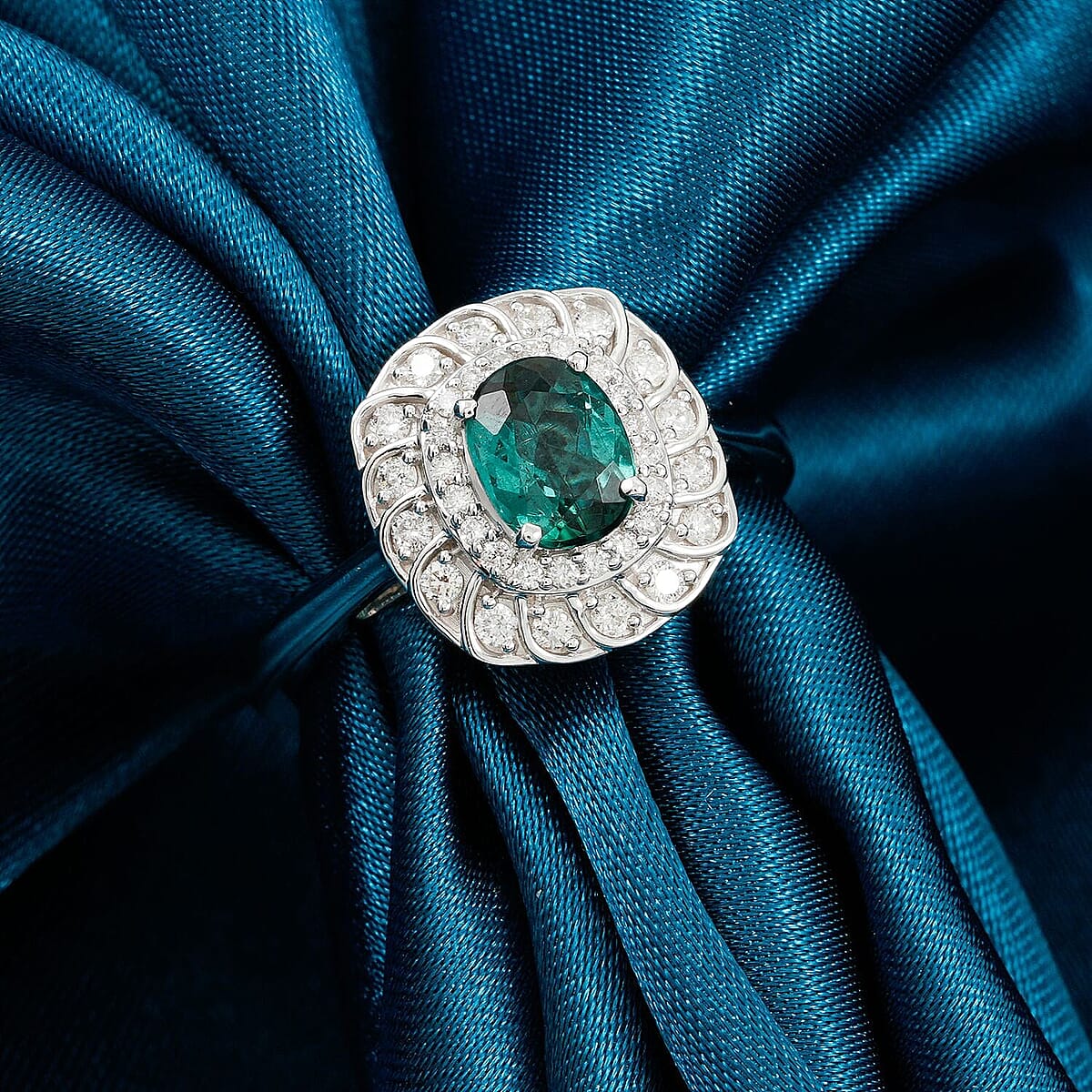 Certified and Appraised Luxoro AAA Pirineu Lagoon Tourmaline and I2 Diamond 1.07 ctw Ring in 10K White Gold (Size 9.0) image number 1