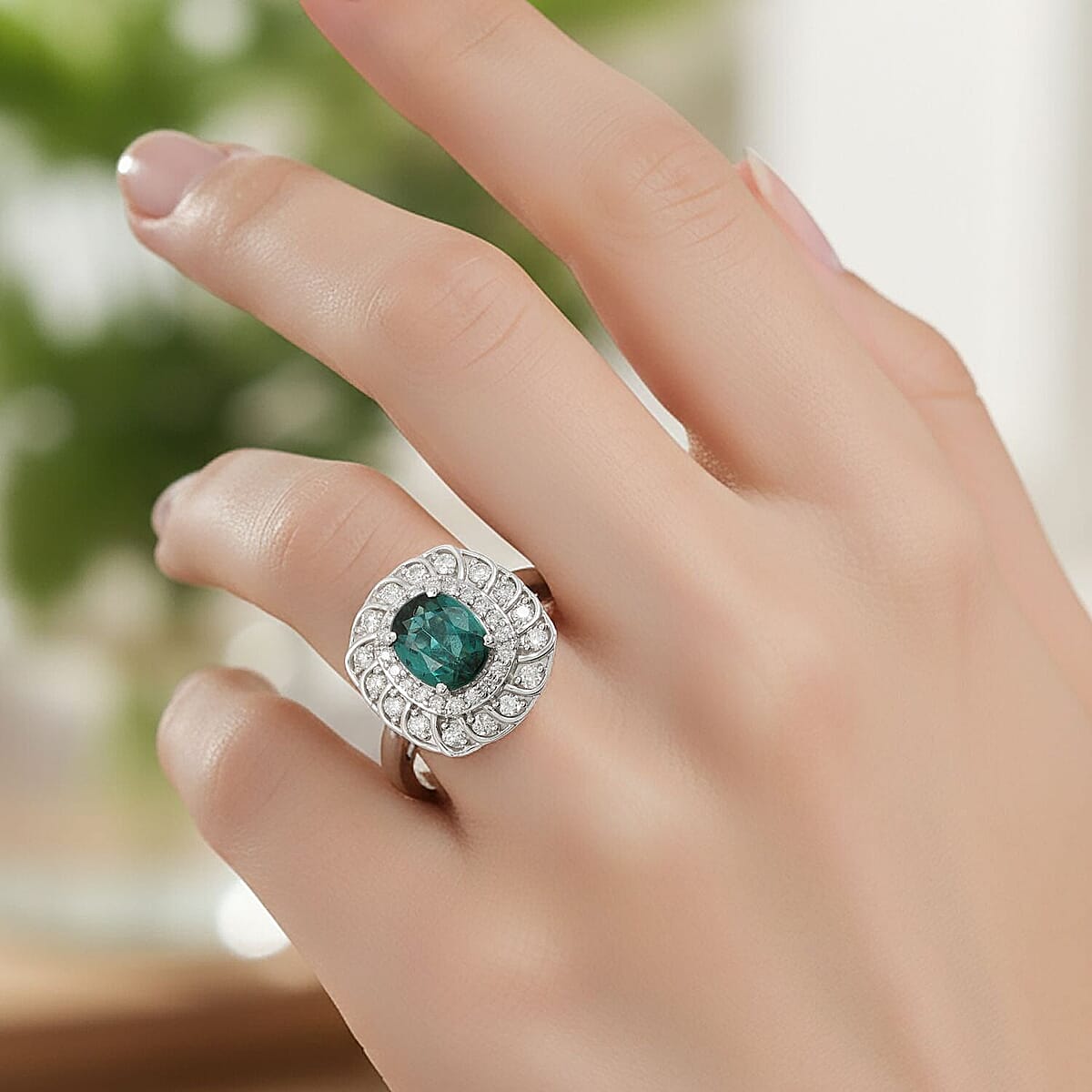 Certified and Appraised Luxoro AAA Pirineu Lagoon Tourmaline and I2 Diamond 1.07 ctw Ring in 10K White Gold (Size 9.0) image number 2