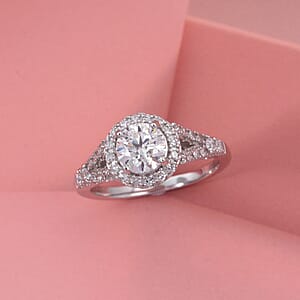 Luxuriant Lab Grown Diamond E-F VS 1.50 ctw Ring in Rhodium Over Sterling Silver (Size 10.0)