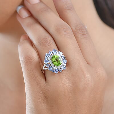 D'Joy Hebei Peridot and Multi Gemstone 4.50 ctw Imperial Bloom Ring in Sterling Silver (Size 6.0)