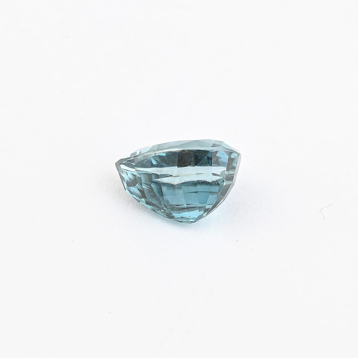 AAAA Blue Zircon (Pear Free Size) 4.00 ctw image number 3