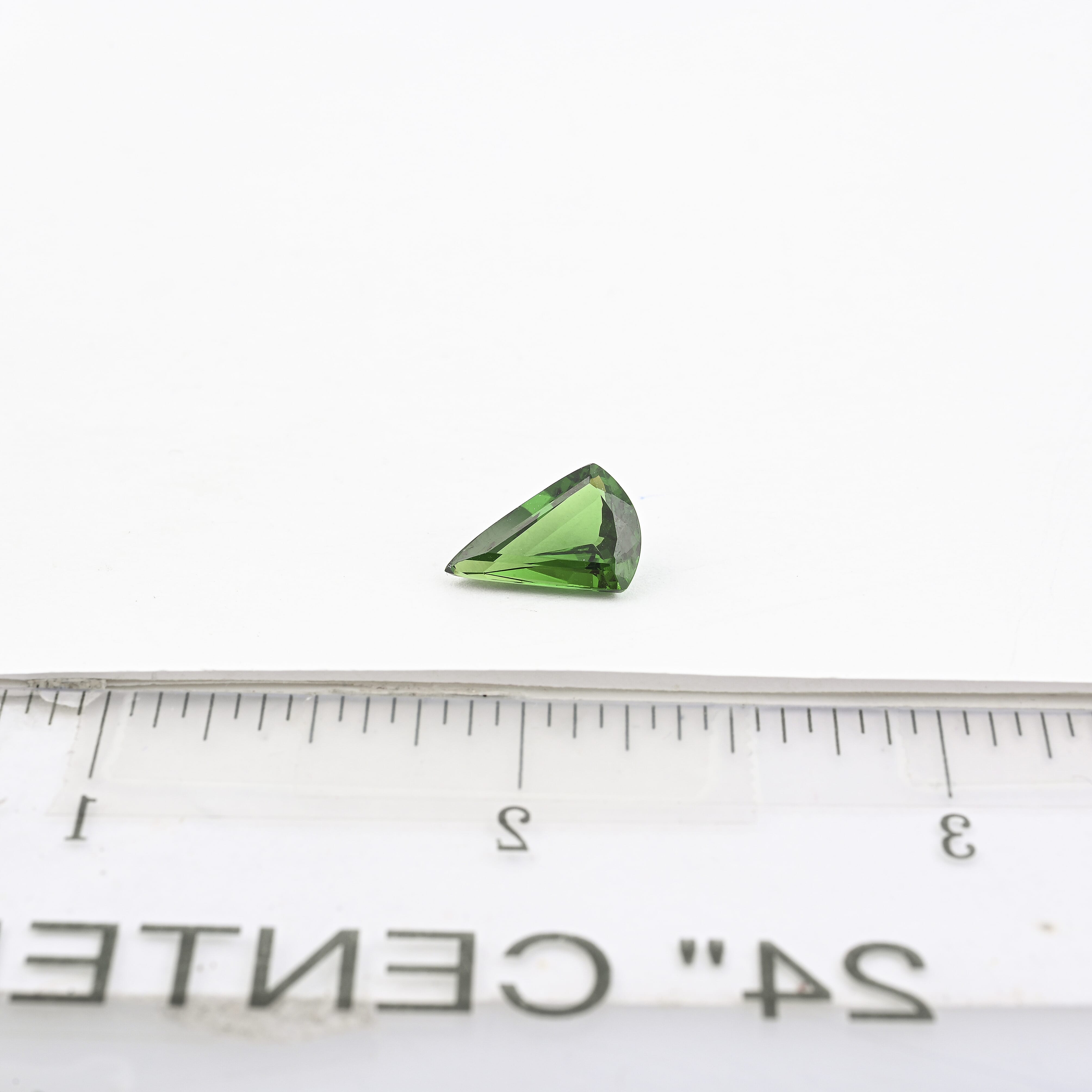 Certified and Appraised AAAA Tsavorite Garnet (Fancy Free Size) 3.00 ctw