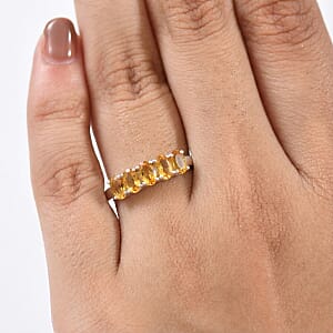 D'Joy Brazilian Citrine and White Zircon 0.90 ctw Ring in Rhodium Over Sterling Silver (Size 5.0)