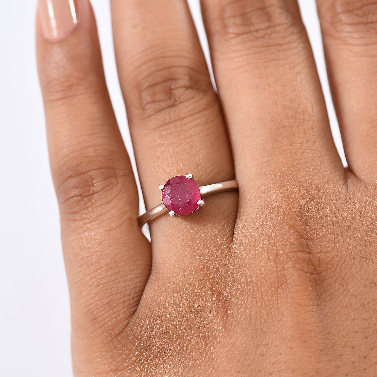 D'Joy Niassa Ruby (FF) 5.0) 2.00 ctw Solitaire Ring in Rhodium Over Sterling Silver (Size 5) image number 2