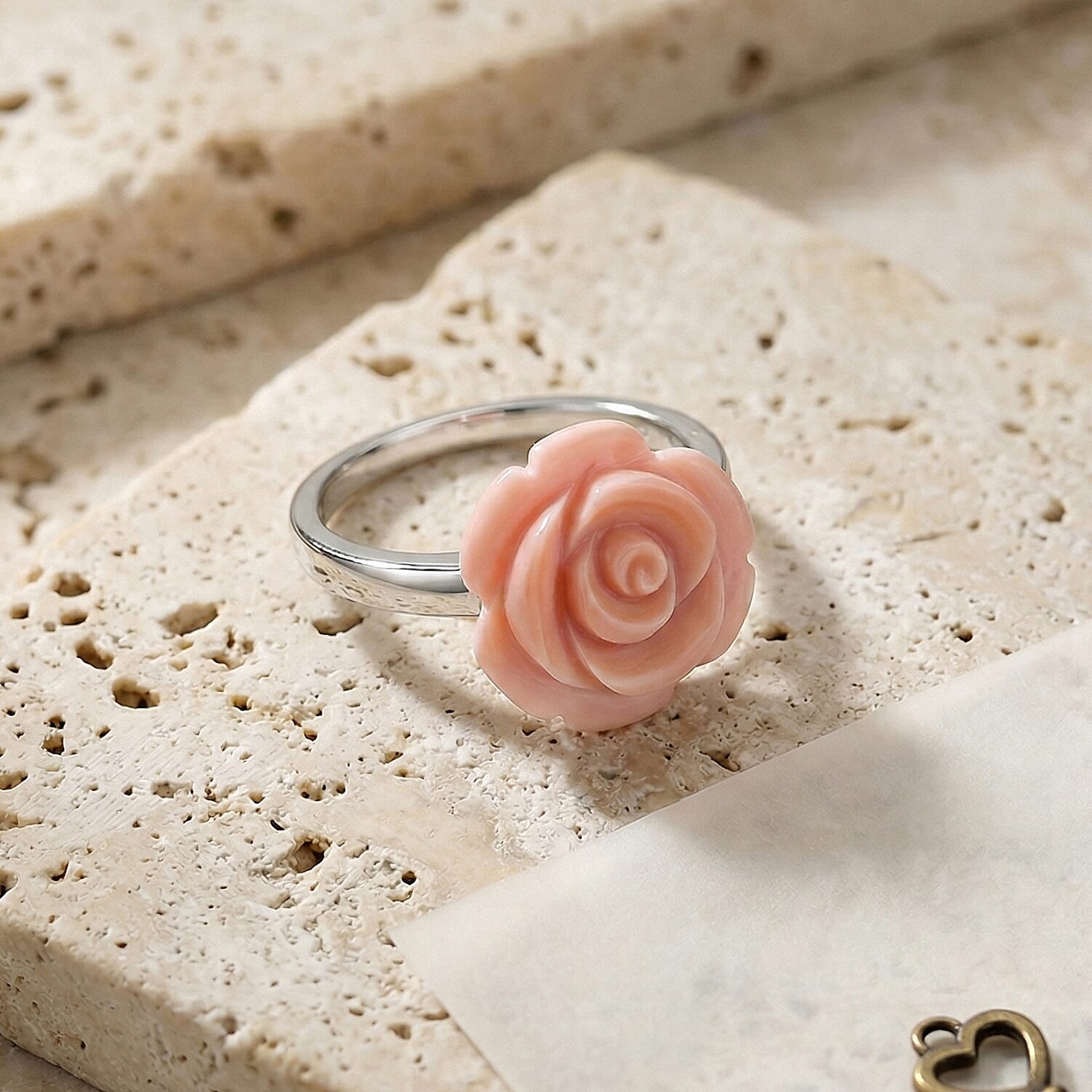 D'Joy Pink Conch Shell 5.50 ctw Ring in Rhodium Over Sterling Silver (Size 5.5)