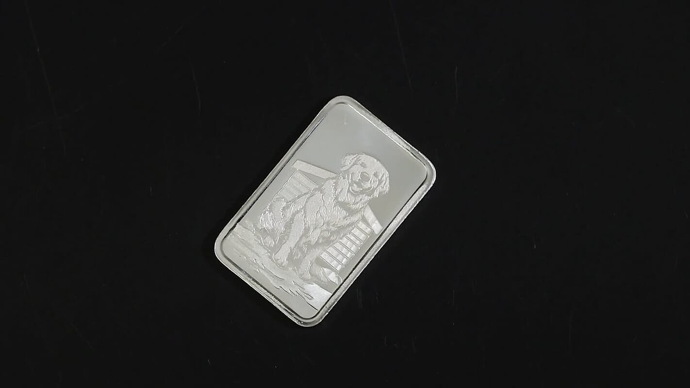 999 Fine Silver Sitting Dog Embossed Bar 10 Grams (Del. in 10-12 Days)